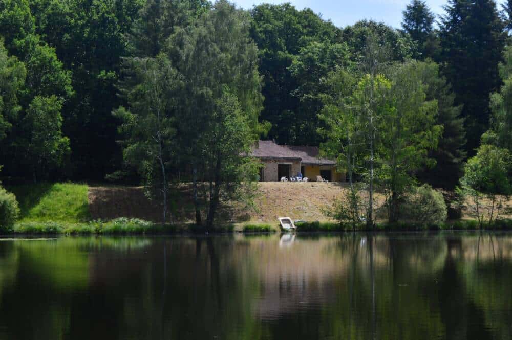 Gîte at L Etang du Pont Rompu PNR Périgord Limousin