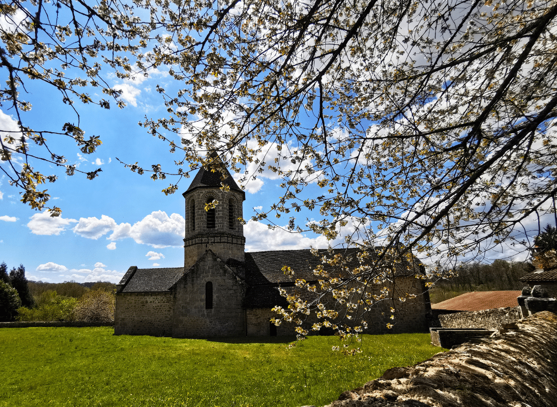 Ancienne-église-romane-saint-hilaire